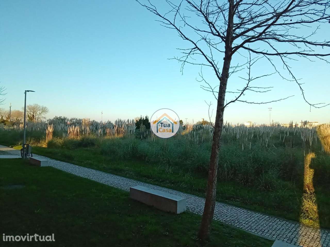 Terreno Urbano com Projeto Aprovado de Residência Universitária em Ave - Grande imagem: 3/17