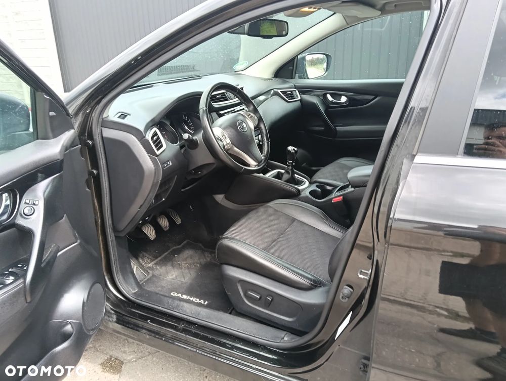 Nissan Qashqai 1.5 dCi 360 - 20