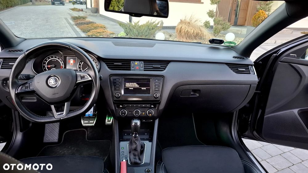 Skoda Octavia 2.0 TDI (Green tec) DSG RS - 26