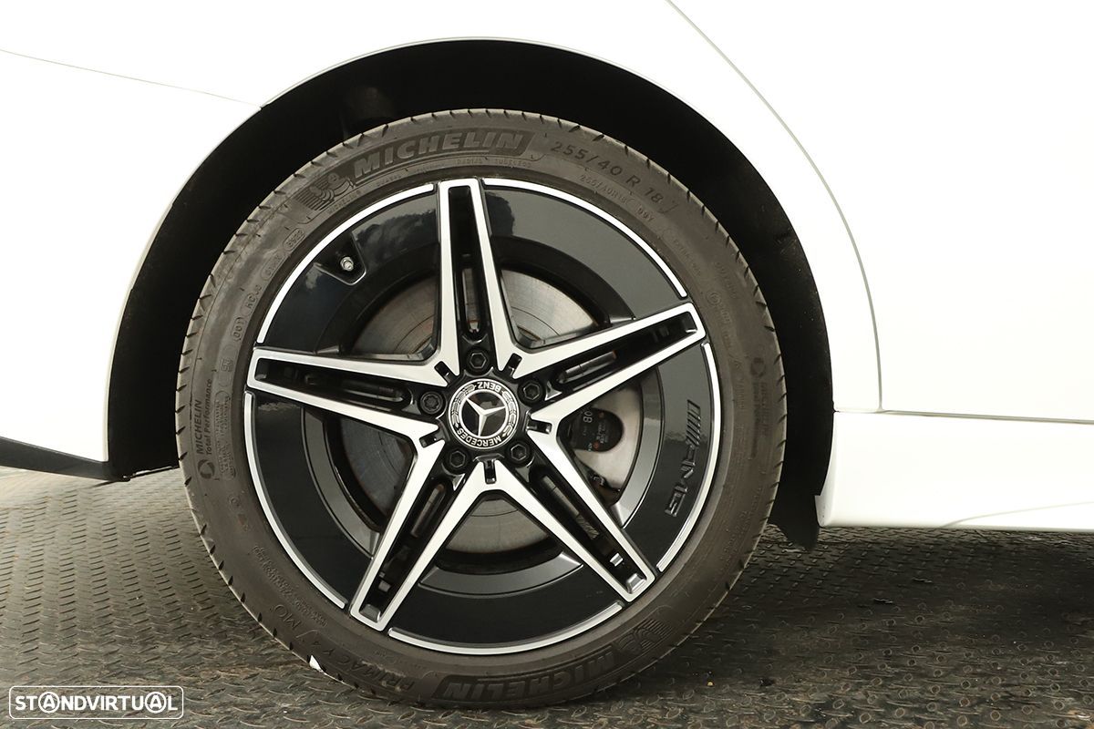 Mercedes-Benz C 300 e AMG Line - 9