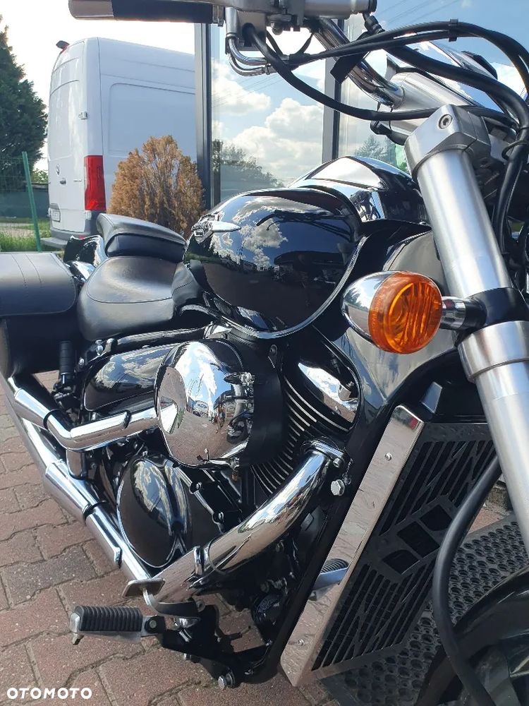 Suzuki Intruder - 25