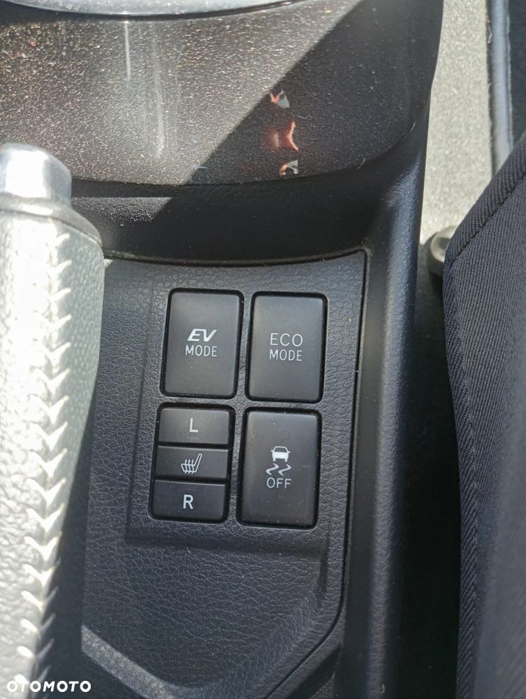 Toyota Yaris 1.5 20th Anniversary CVT - 12