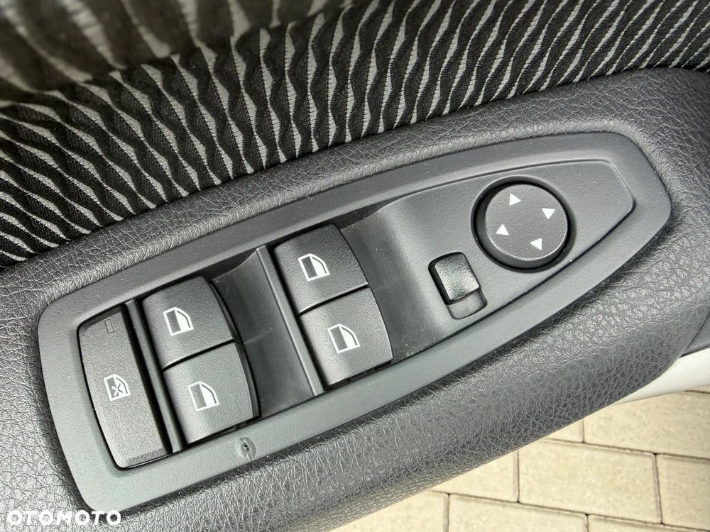BMW Seria 1 118i Edition M Sport Shadow - 20