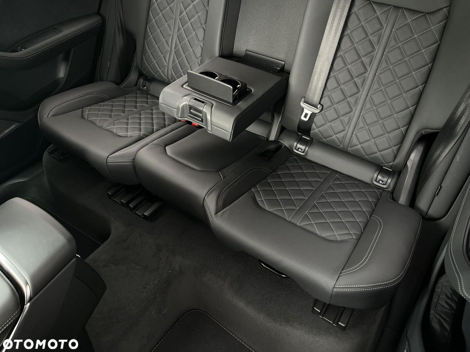 Audi SQ8 - 30