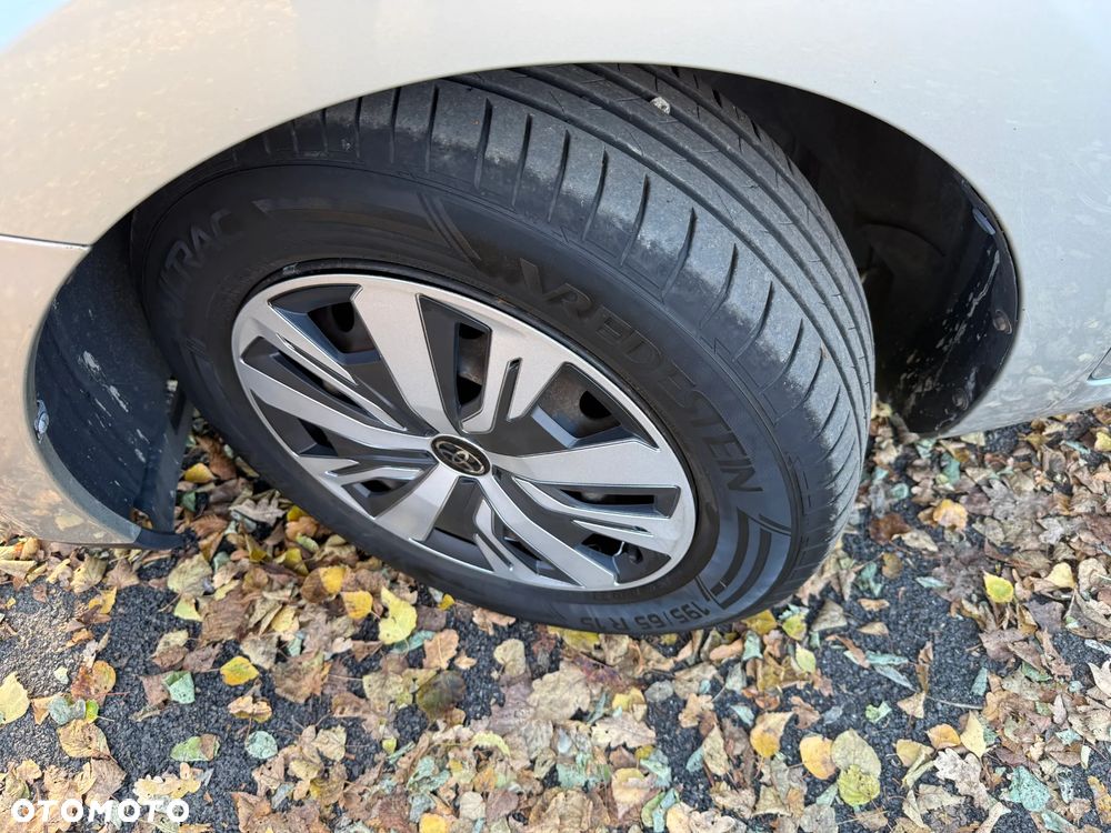 Toyota Auris 1.33 VVT-i Terra - 6