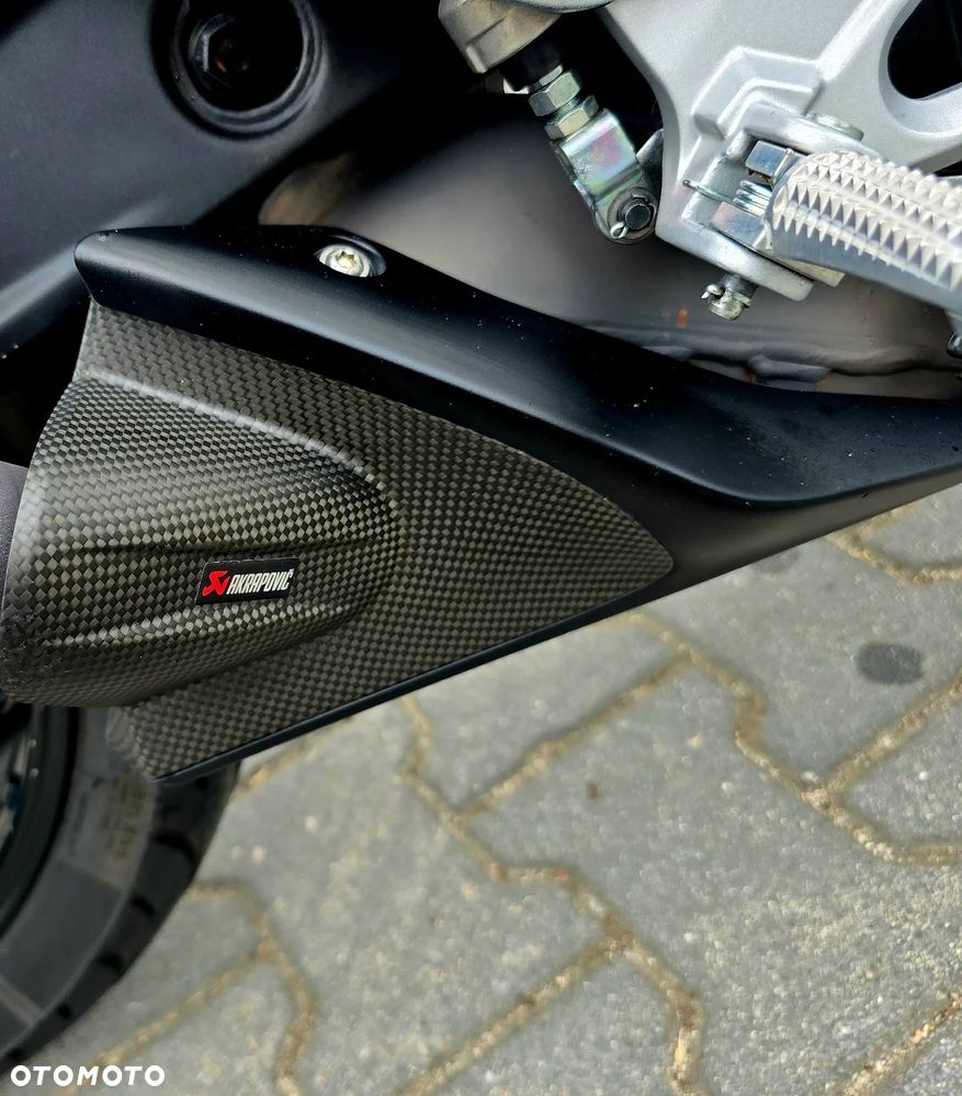 Yamaha R3 - 27