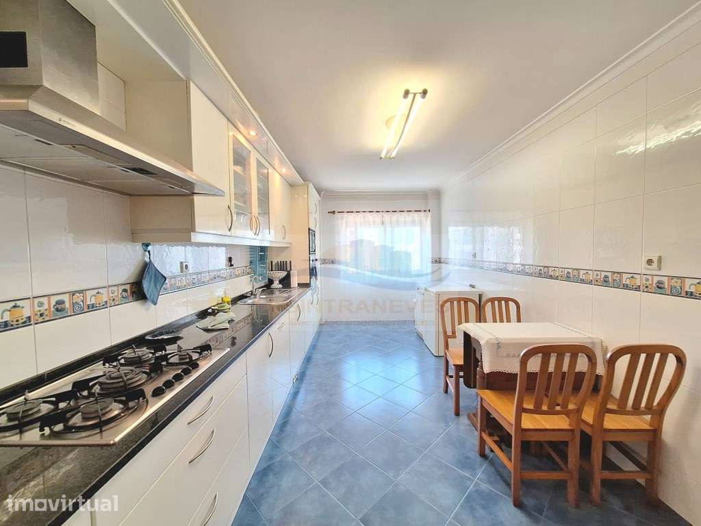 Apartamento T3, com Box, Alto da Mira - Grande imagem: 5/31