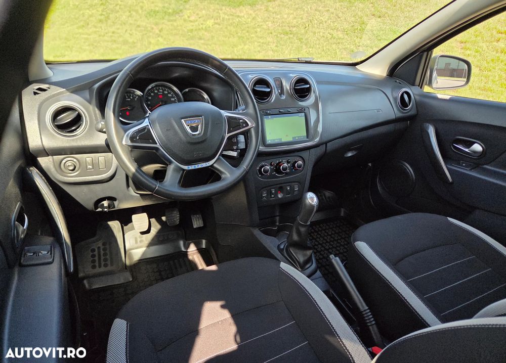 Dacia Sandero Stepway Blue dCi 95 Prestige - 13