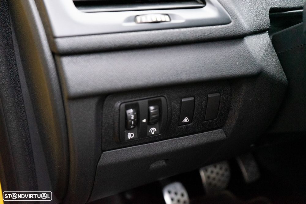 Renault Mégane Coupe 2.0 T 16V RS - 26