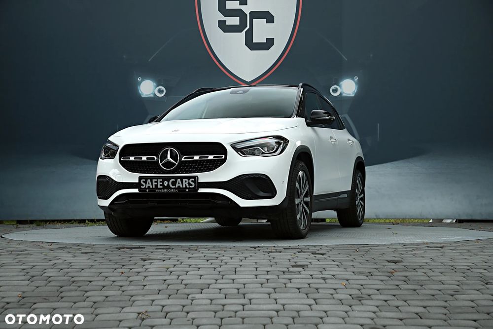 Mercedes-Benz GLA 200 Style - 5