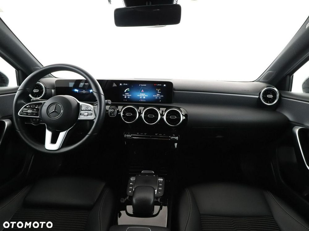 Mercedes-Benz Klasa A 200 d 8G-DCT Progressive - 16