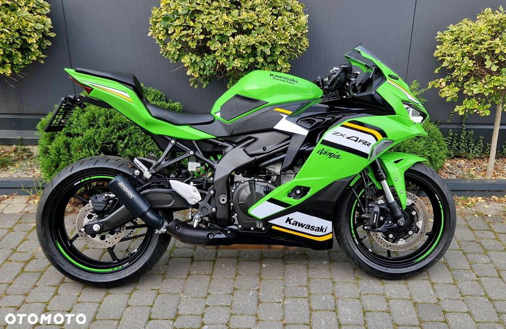 Kawasaki ZX - 3