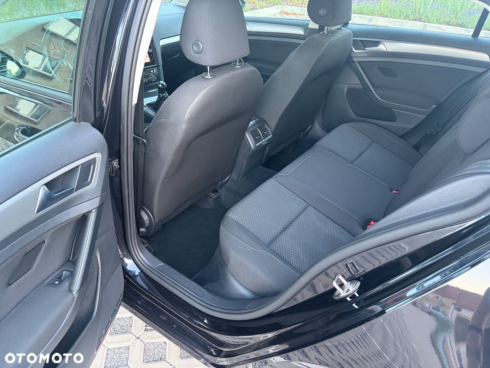 Volkswagen Golf 1.6 TDI (BlueMotion Technology) Trendline - 19