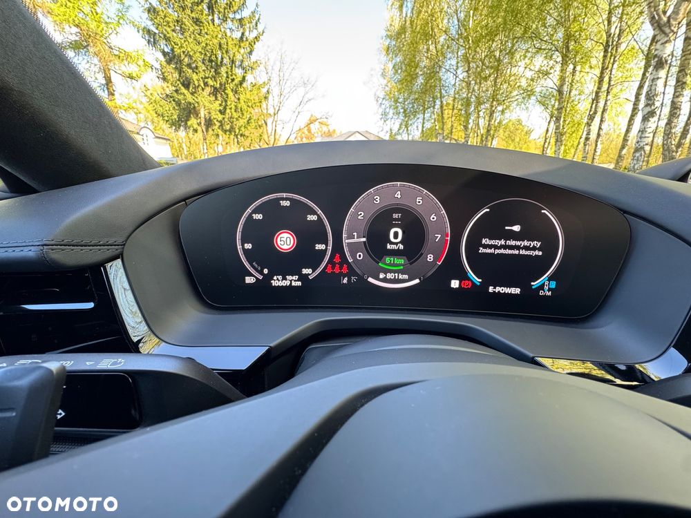 Porsche Panamera 4 E-Hybrid - 10