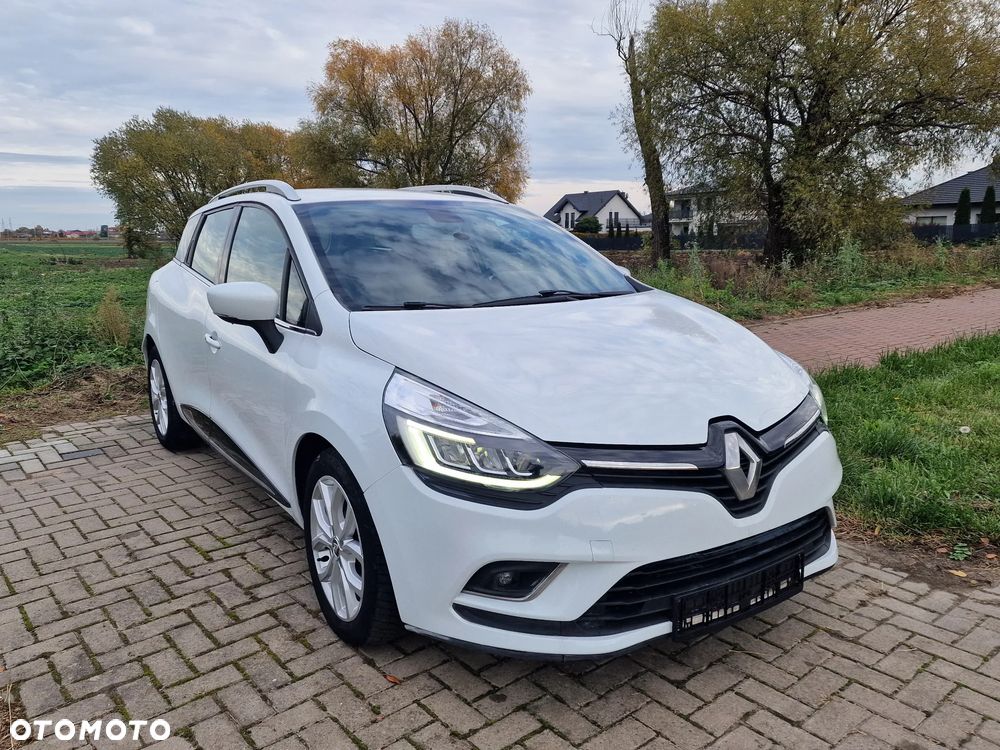 Renault Clio - 22