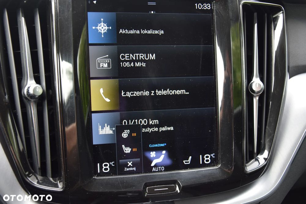 Volvo XC 60 B4 D AWD Geartronic Momentum Pro - 29