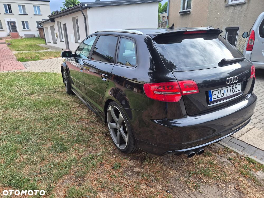 Audi RS3 Sportback S tronic - 3