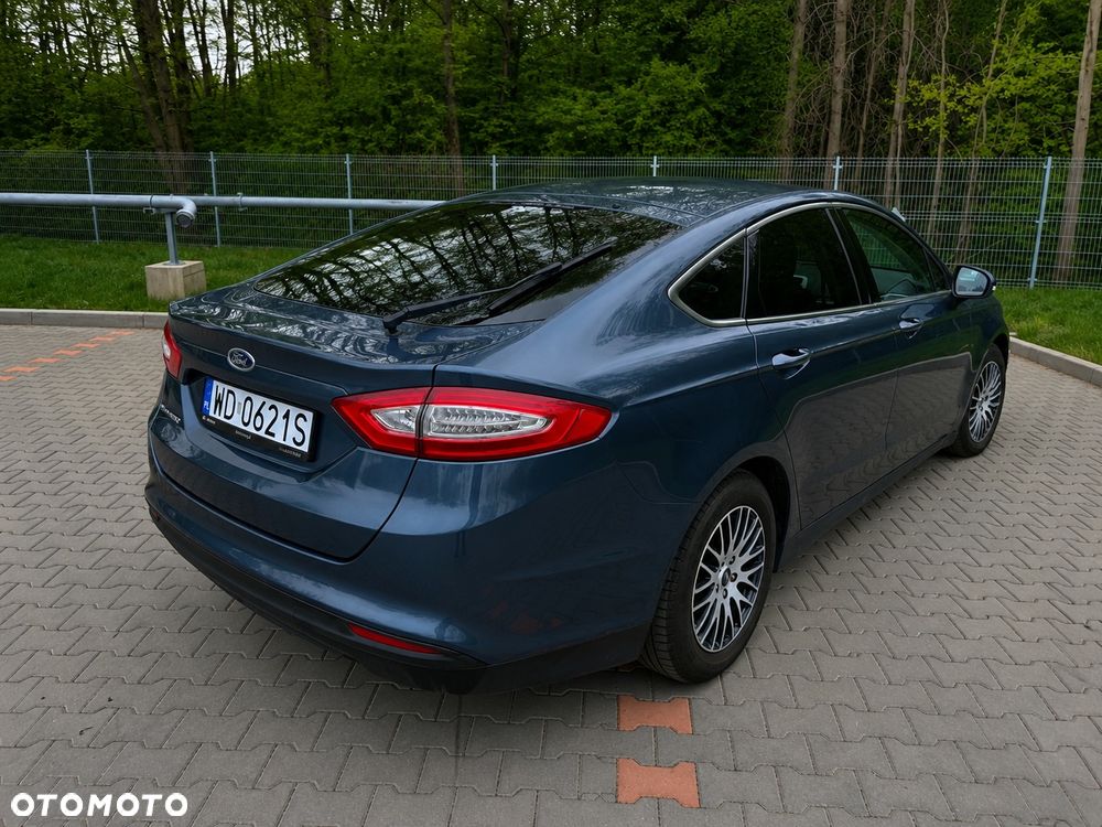 Ford Mondeo 2.0 TDCi Ambiente - 4