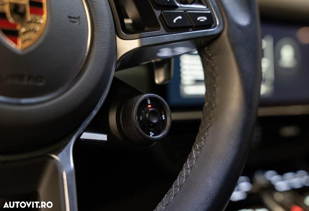 Porsche Cayenne Tiptronic S Platinum Edition - 22