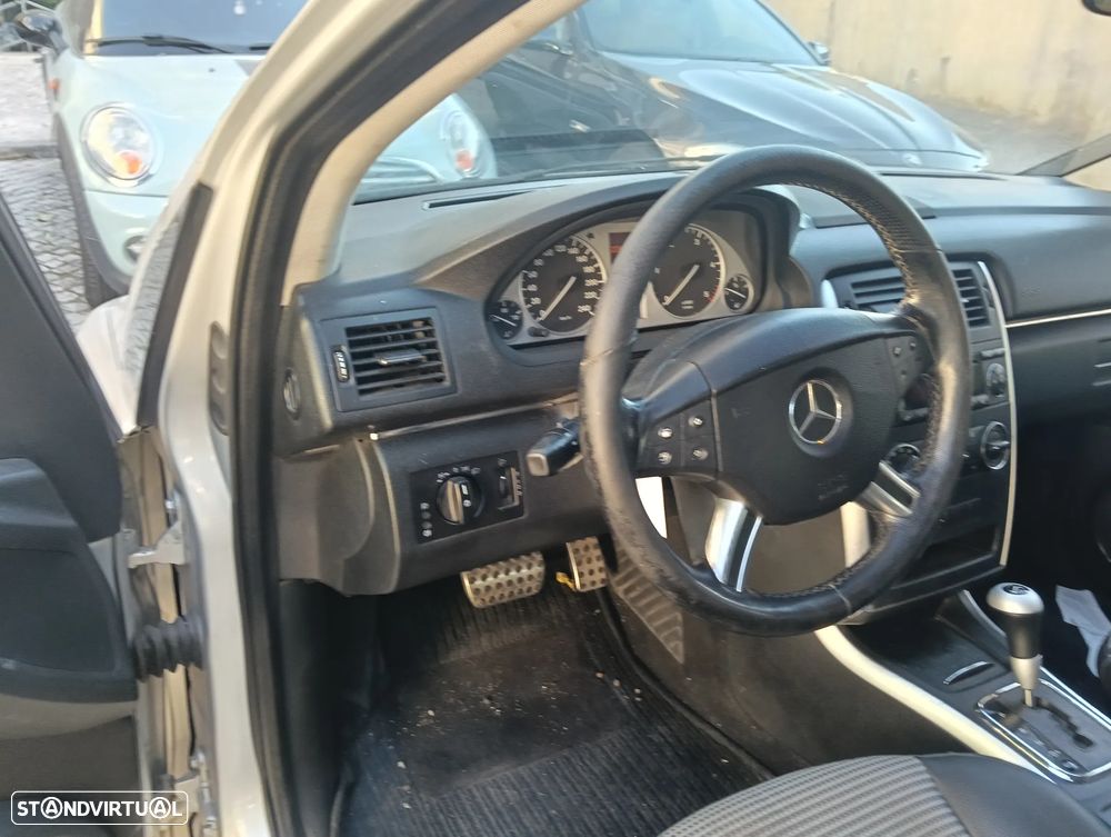 Mercedes-Benz B 180 CDi Autotronic - 5