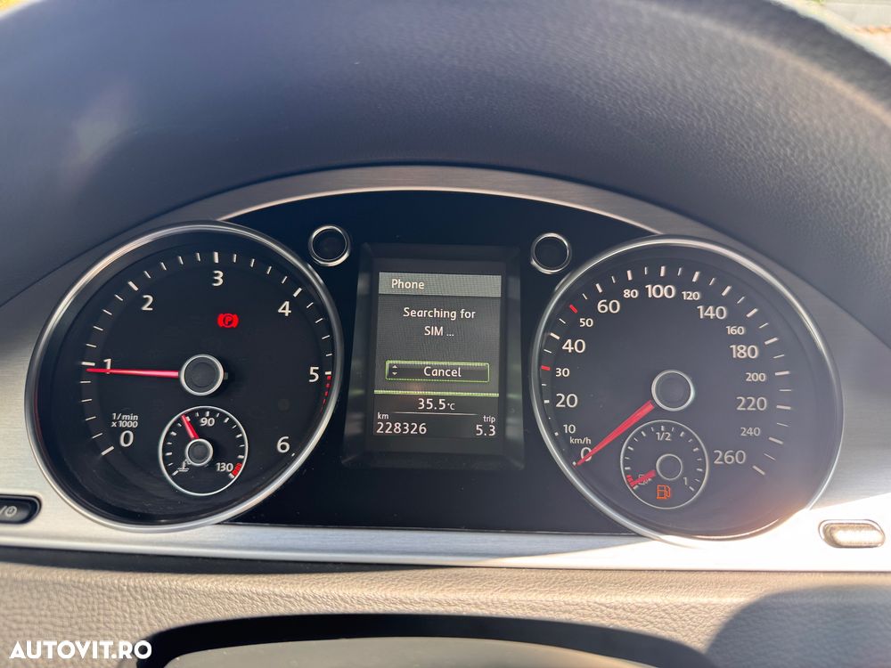 Volkswagen Passat 2.0 TDI BlueMotion Technology Highline - 18