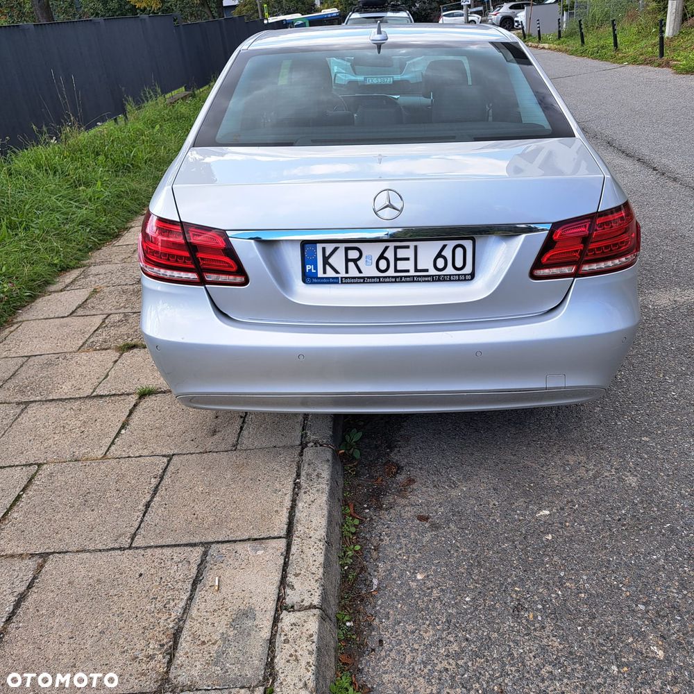 Mercedes-Benz Klasa E 200 BlueTEC 7G-TRONIC Classic - 2