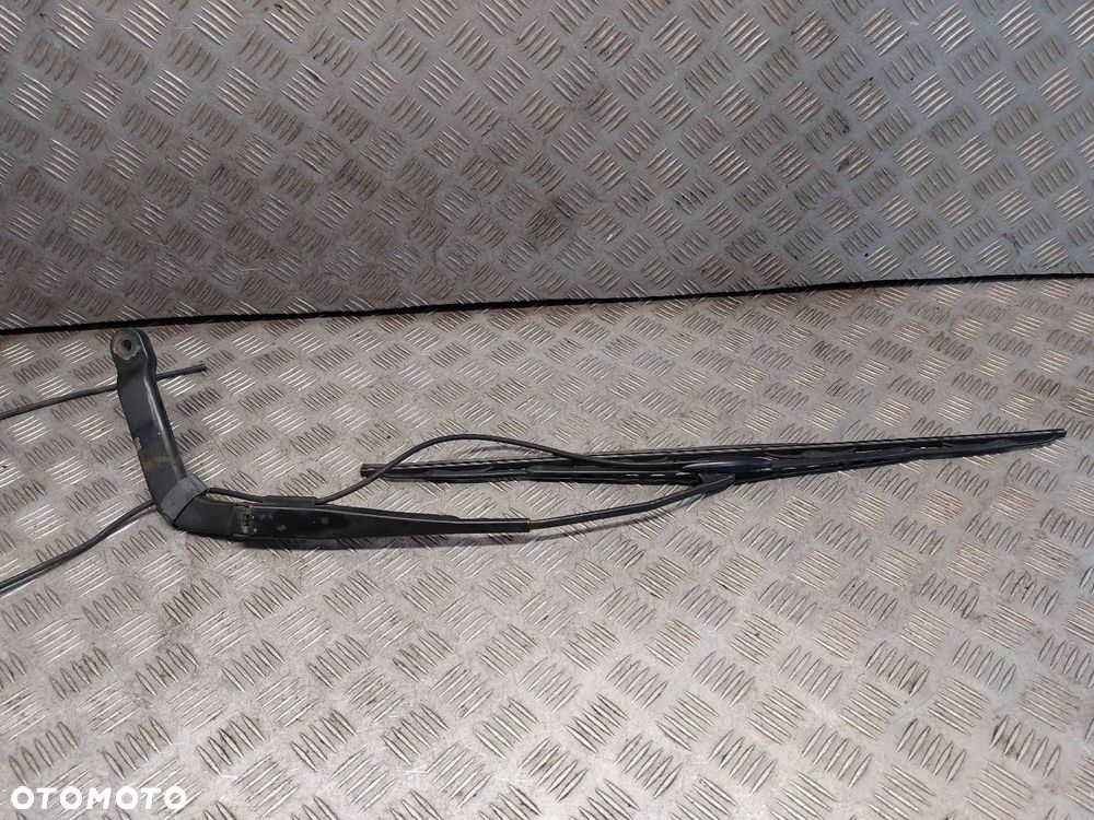 RAMIĘ WYCIERACZKI LEWY + PRAWY PRZÓD RENAULT PREMIUM 420 I 56671677 - 9