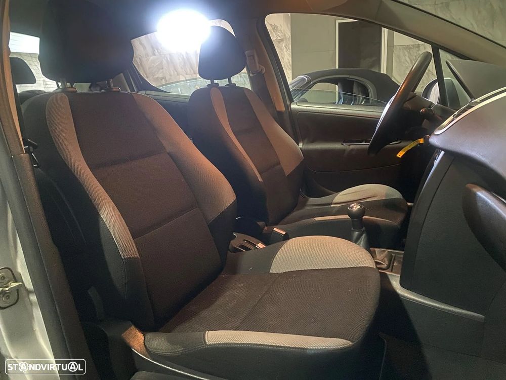 Peugeot 207 1.4 16V Open - 8