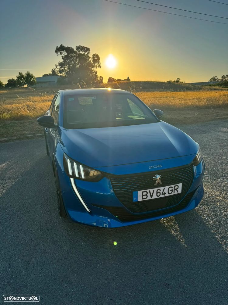 Peugeot e-208 GT Pack - 9