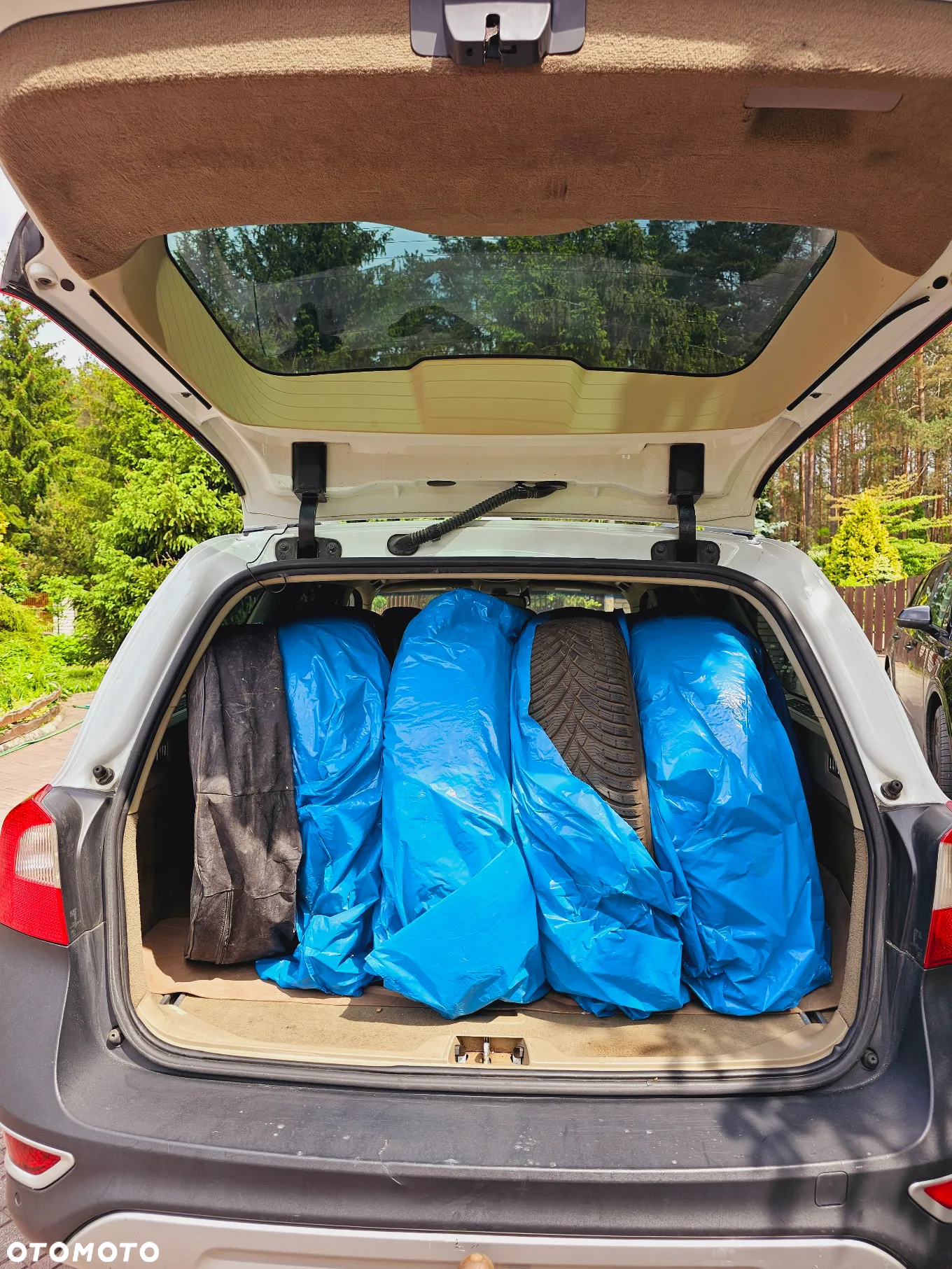 Volvo XC 70 3.2 AWD Momentum - 6