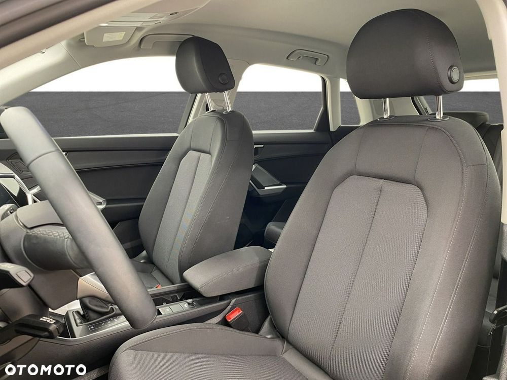 Audi Q3 - 17