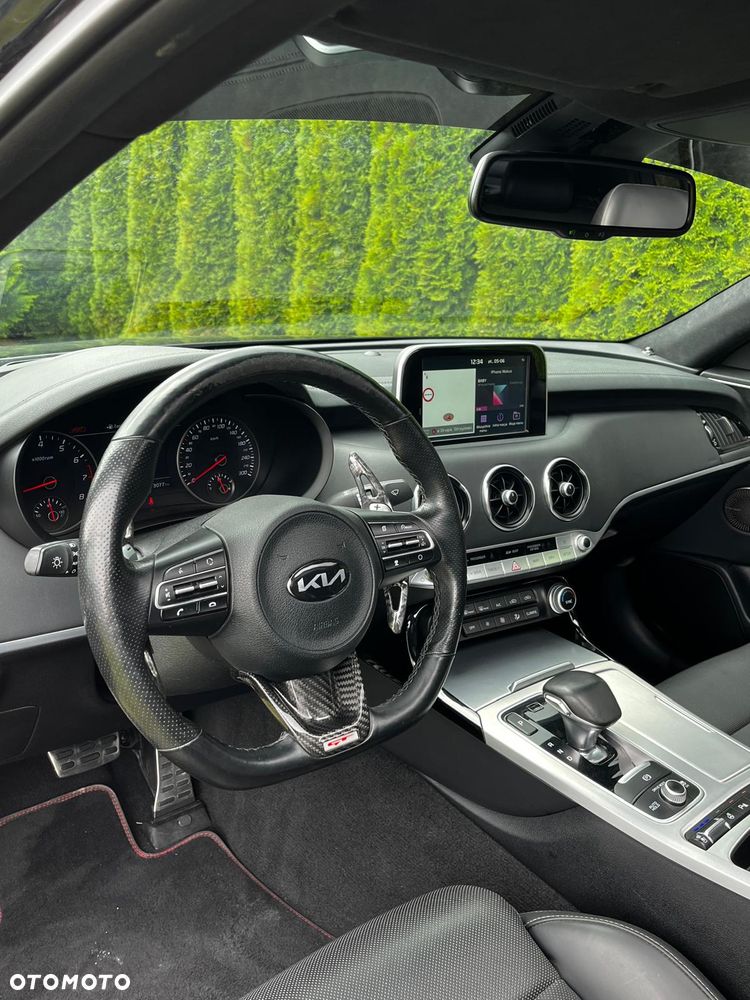 Kia Stinger 3.3 T-GDI V6 GT AWD - 24