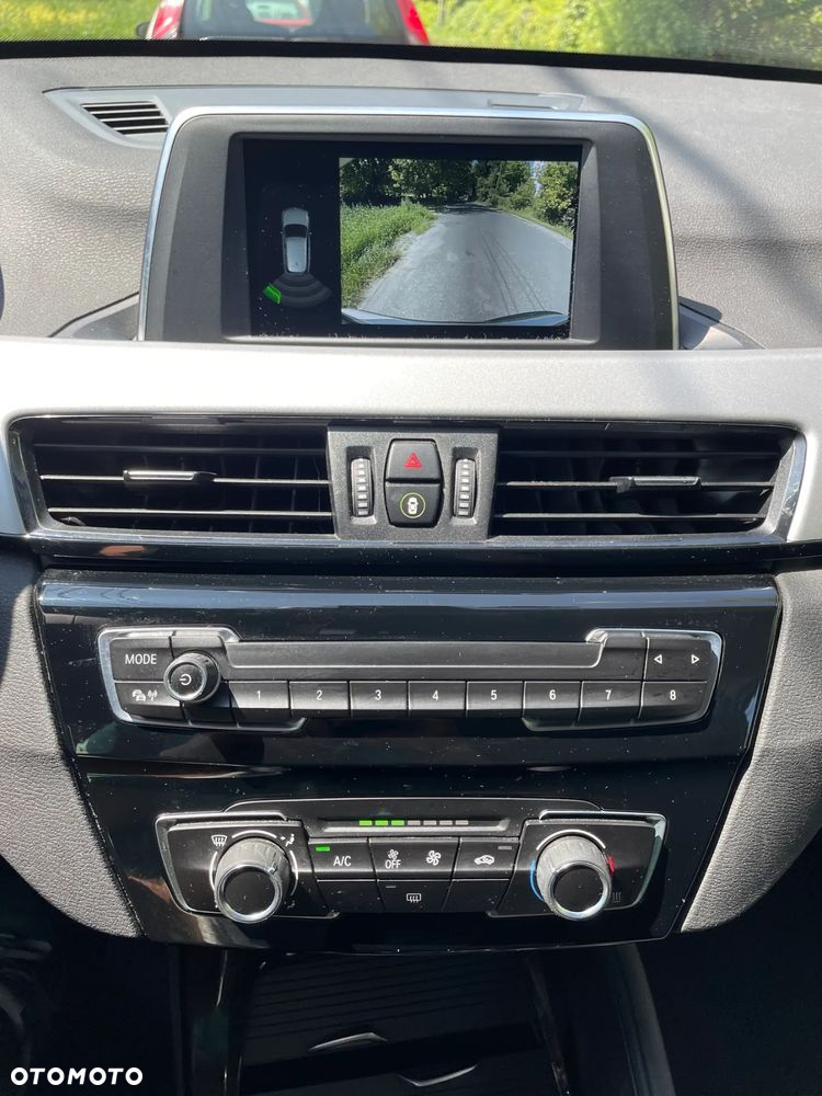BMW X1 sDrive18i - 17