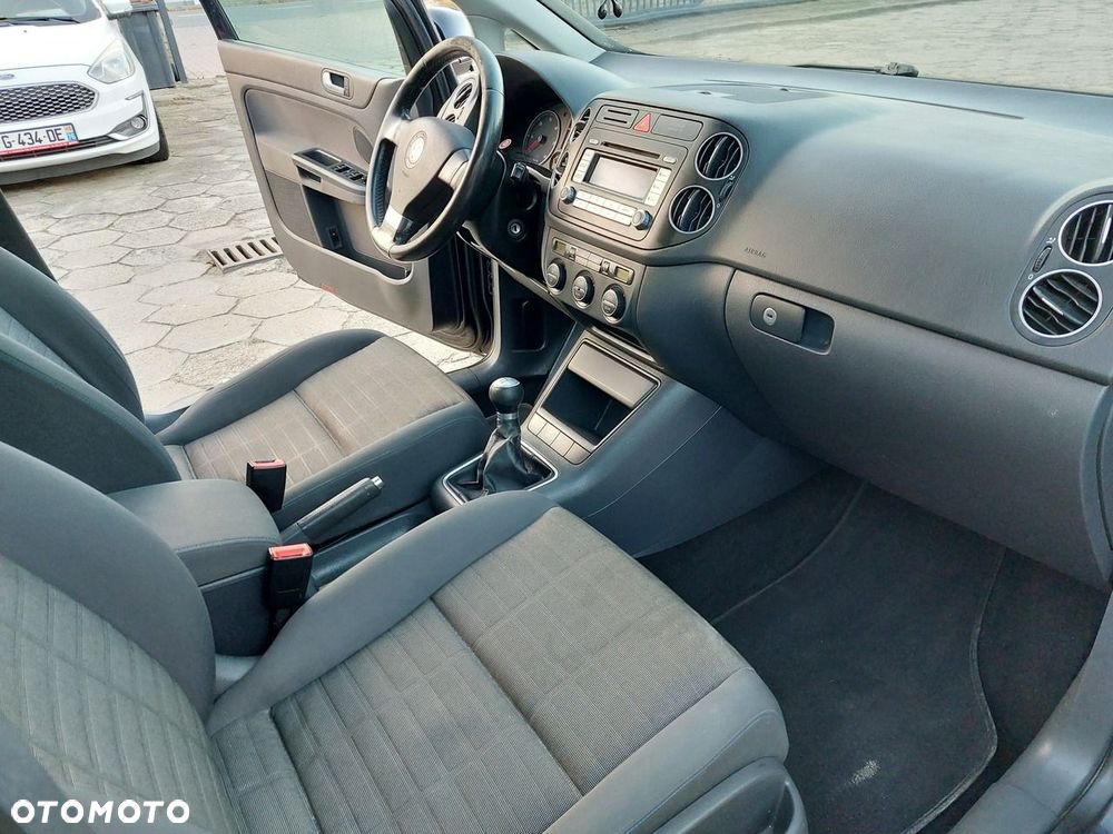 Volkswagen Golf Plus - 11