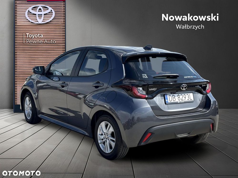 Toyota Yaris - 5