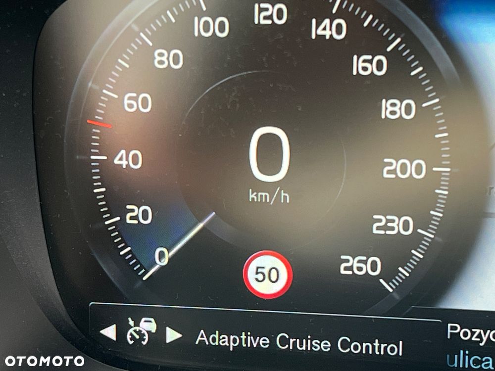Volvo V90 Cross Country D4 AWD - 23
