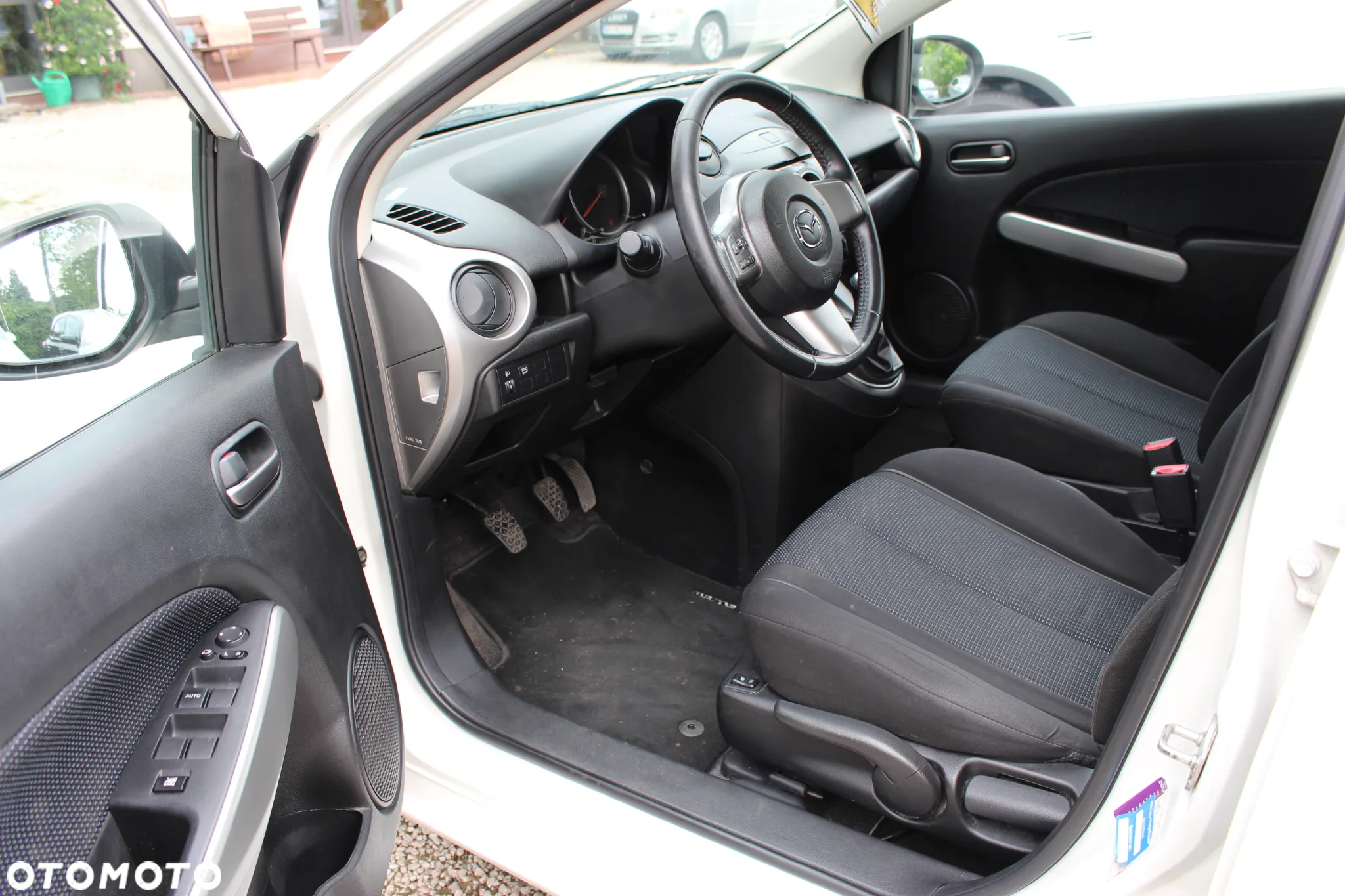 Mazda 2 1.3 Comfort - 8
