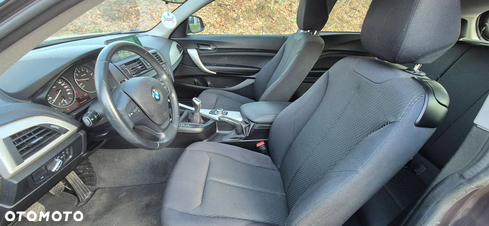 BMW Seria 1 116i - 13