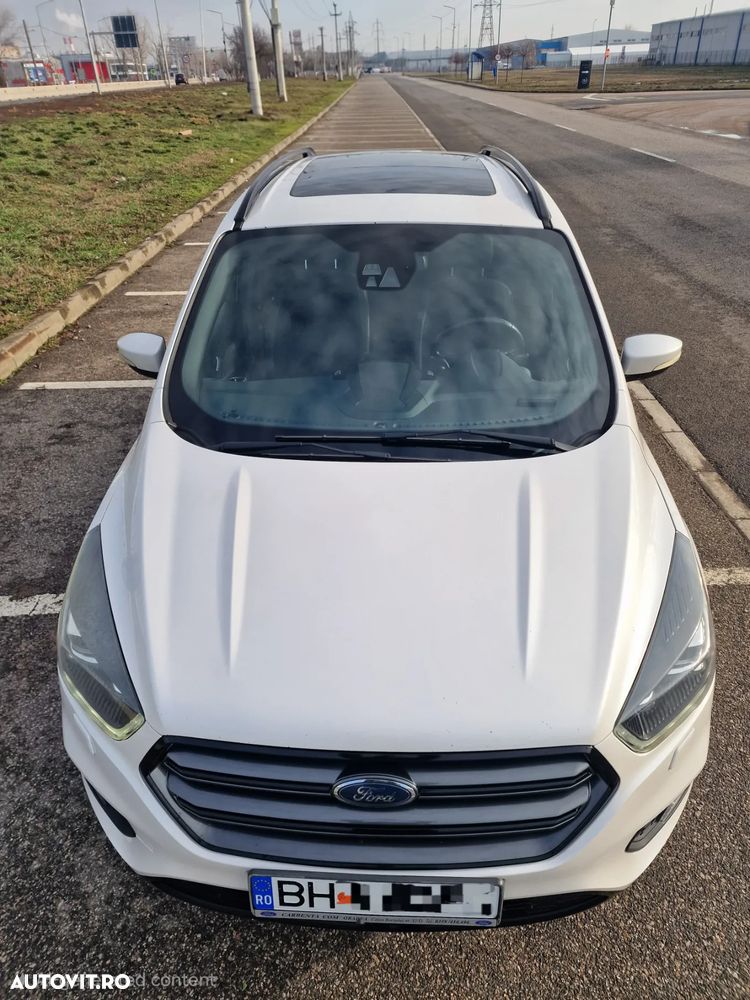 Ford Kuga 2.0 TDCi 4x4 Aut. ST-Line - 4