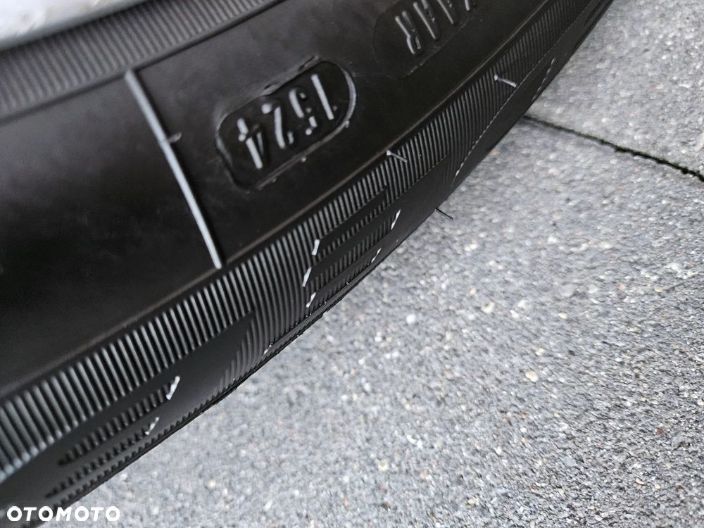 Mercedes-Benz Klasa C 180 T CGI Automatik BlueEFFICIENCY Avantgarde - 15