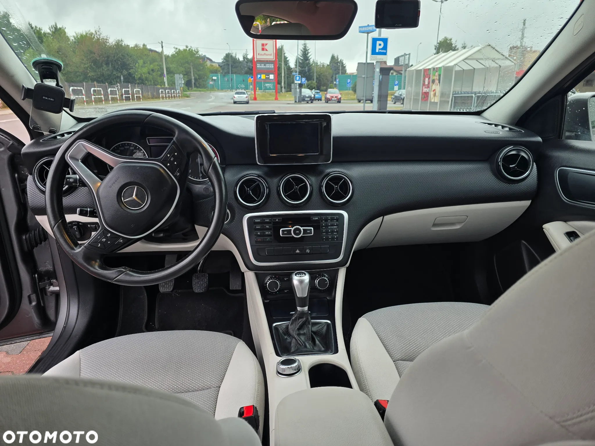 Mercedes-Benz Klasa A 180 CDI (BlueEFFICIENCY) - 19
