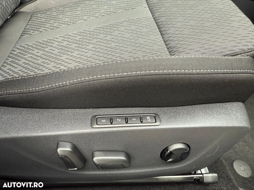 Skoda Octavia 2.0 TDI Premium Edition - 19