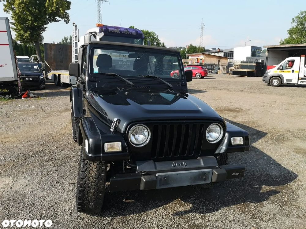 Jeep Wrangler - 14