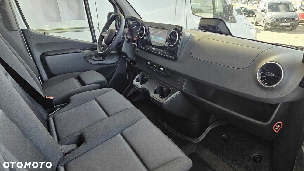 Mercedes-Benz Sprinter Sprinter - 8
