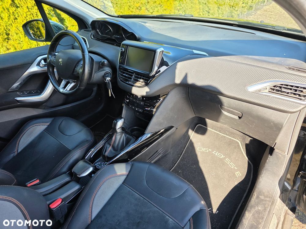 Peugeot 2008 1.2 Pure Tech Crossway S&S - 4