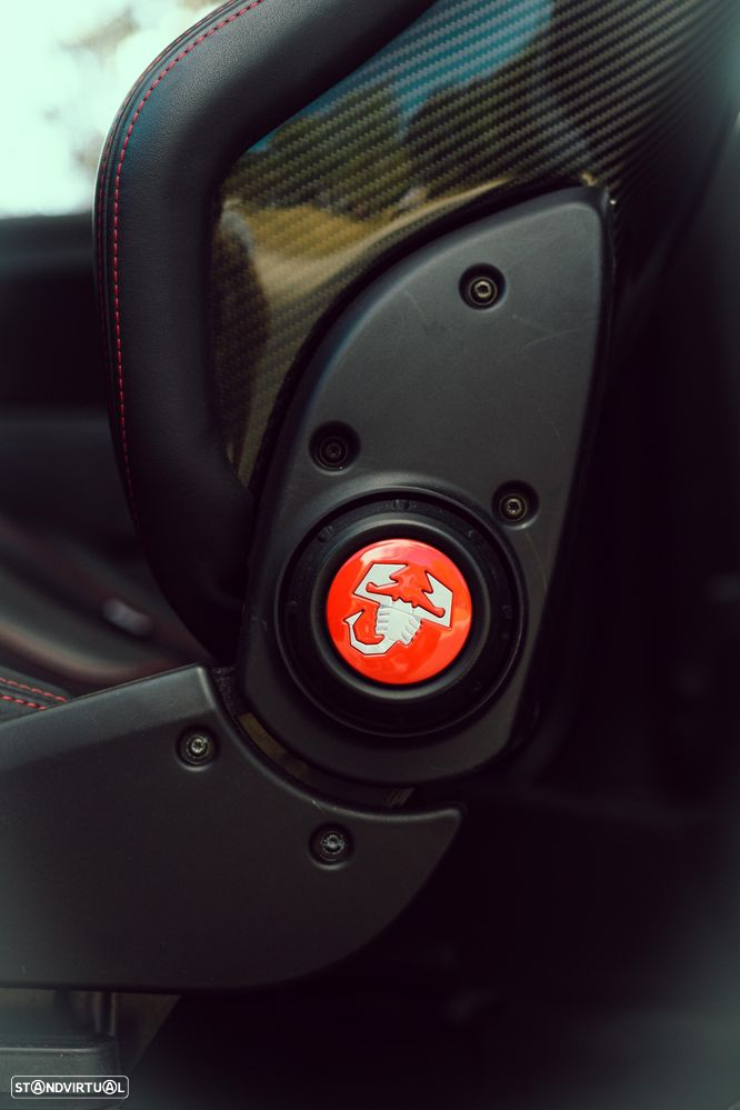 Abarth 595C 1.4 T-Jet Esseesse - 11