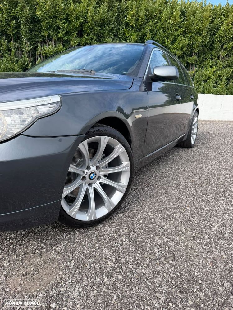 BMW 520 - 25