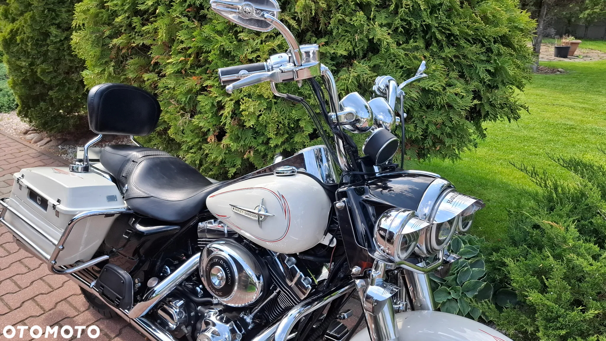Harley-Davidson Touring Road King - 16