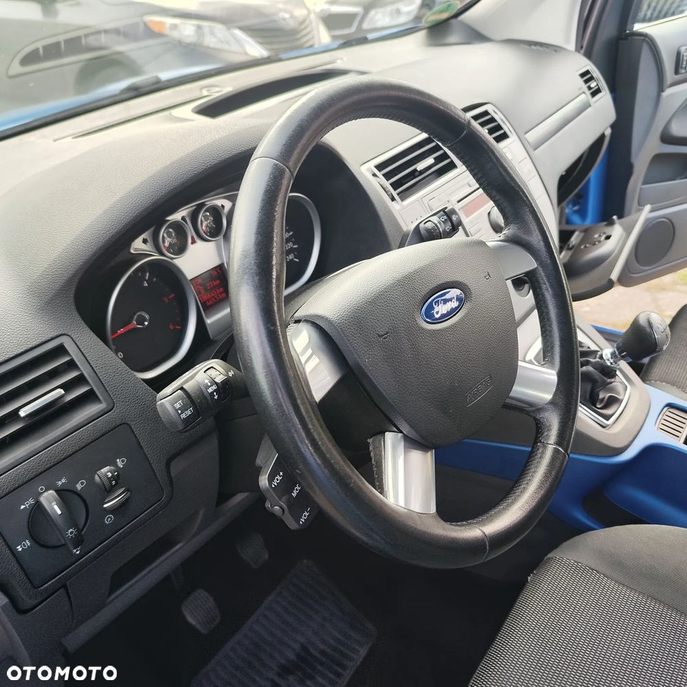 Ford Kuga 2.0 TDCi 2x4 Trend - 25