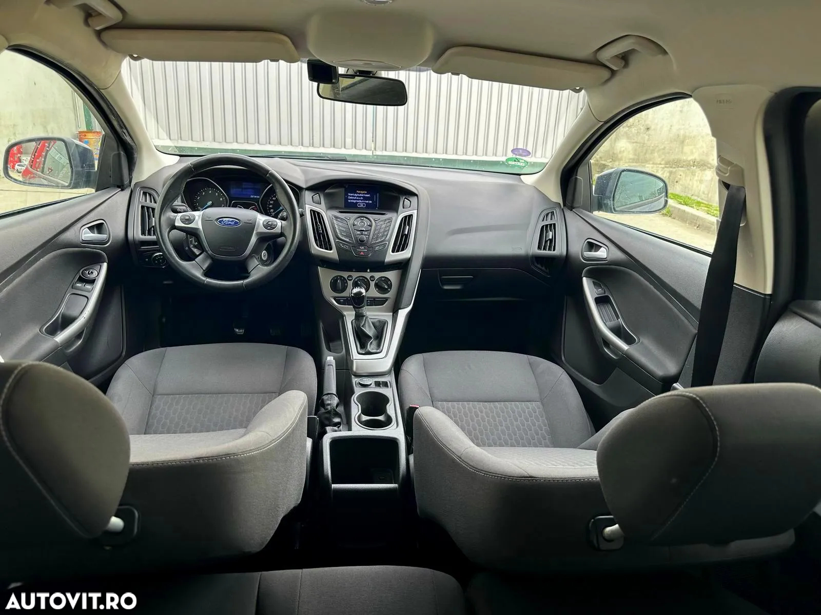 Ford Focus 1.0 EcoBoost 99g Start-Stopp-System Business Edition - 4